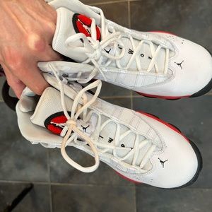 Jordan 6 rings size 7 grade school boys
